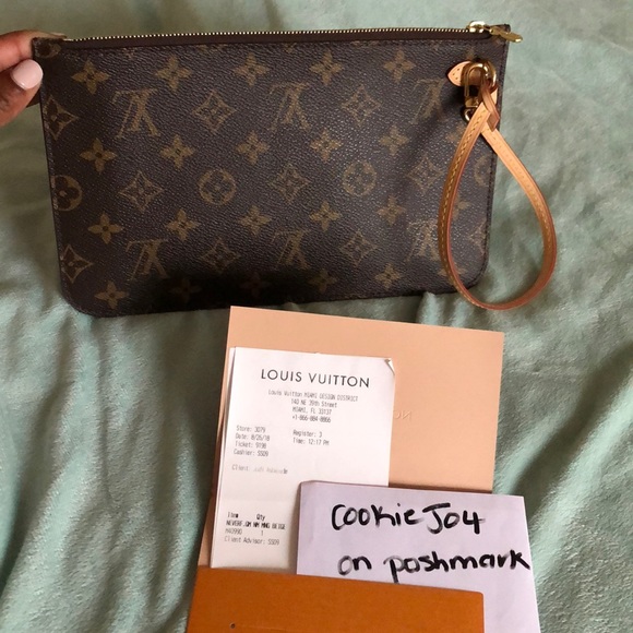 Louis Vuitton Handbags - Louis Vuitton GM neverfull brand new. Large size